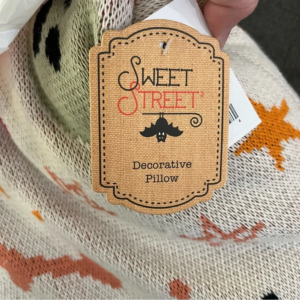 NEW NWT Home Goods Sweet Street Halloween Pink Ghost Pillow Black Bat